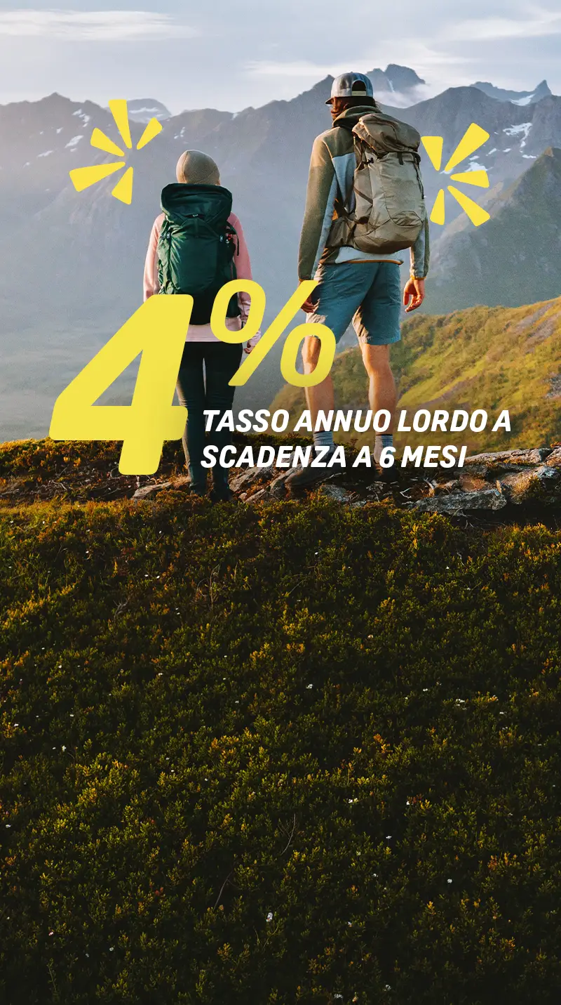 ragazzi sopra una montagna che fanno trekking con scritta 4% tasso annuo lordo a scadenza per 6 mesi