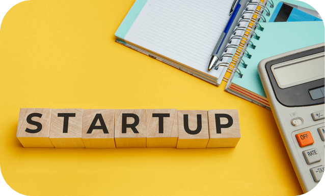 Modello di piano aziendale per startup, con sezioni per obiettivi, strategie e analisi di mercato.
